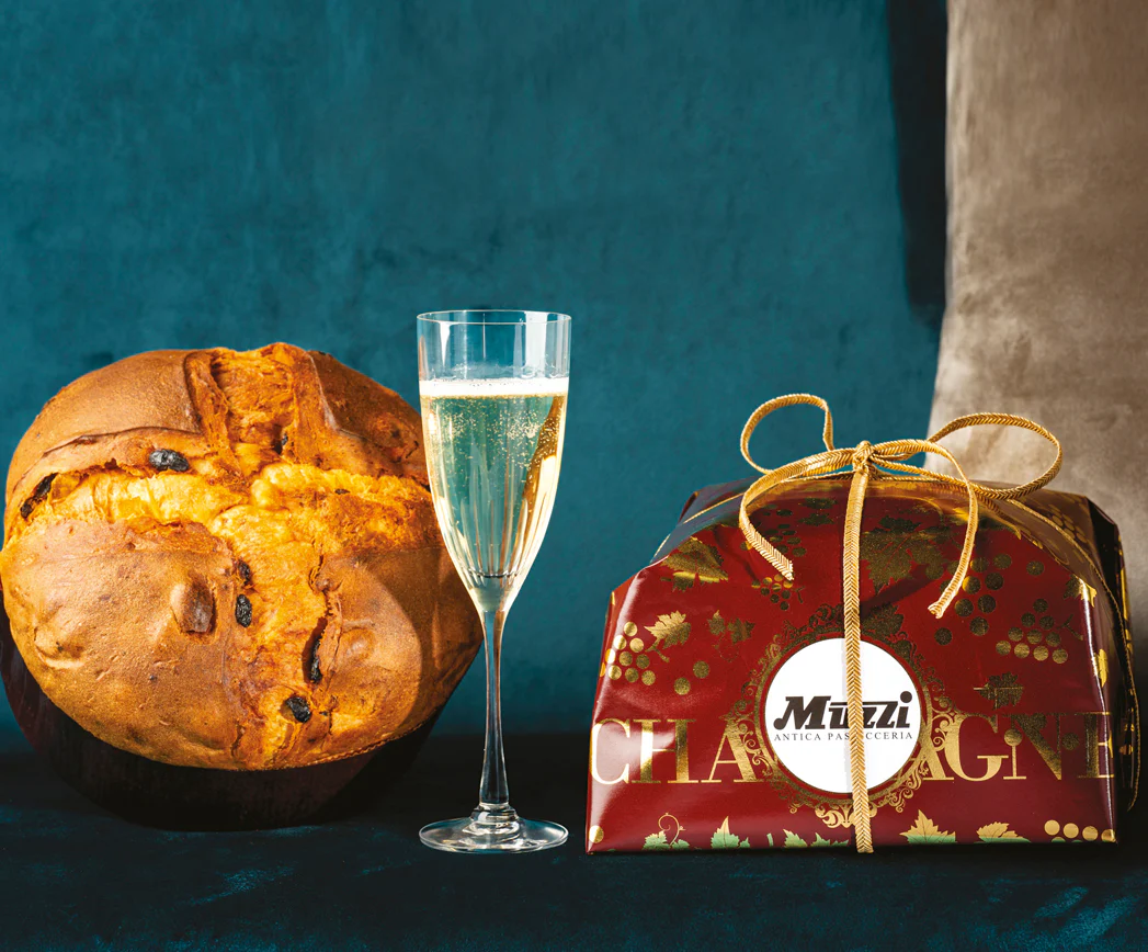 Muzzi Panettone Soaked in De Venoge Champagne 1Kg - Image 3